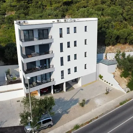 Seashell Luxury * Makarska